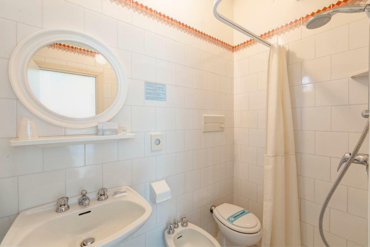Hotel Niagara ريتشيوني المظهر الخارجي الصورة