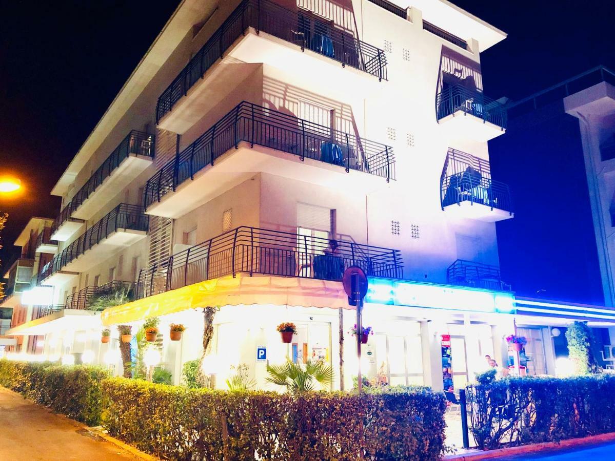 Hotel Niagara ريتشيوني المظهر الخارجي الصورة